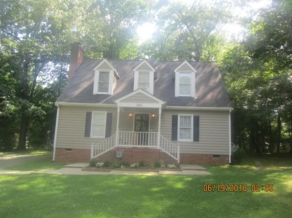6862 N Hairpin Dr, Quinton, VA 23141