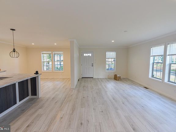 5th image of 26495 N Corner Rd #6