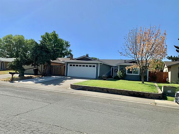 4th image of 9128 Clendenen Way