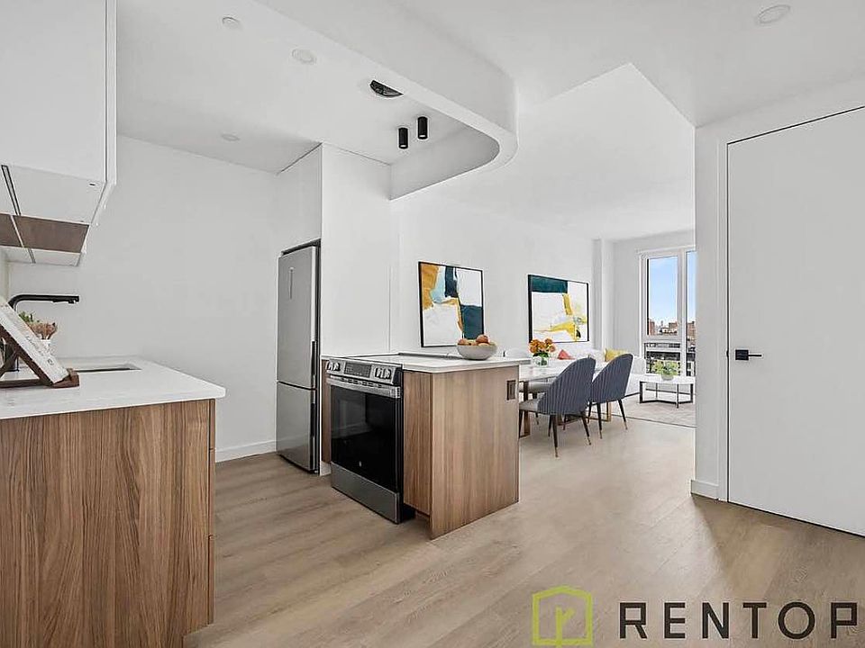 1st image of 1051 Pacific St #6C
