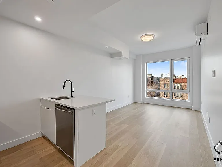 80 Linden Blvd #6I — Photo 3