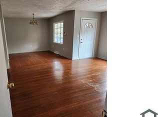 2834 Glenderry St, Jackson, MS 39212
