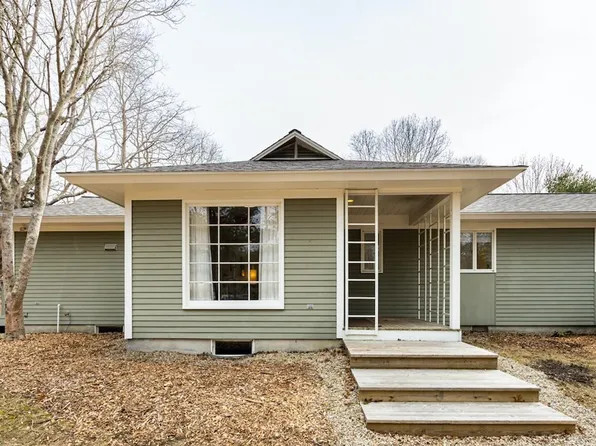 289 Barlows Landing Rd, Bourne, MA 02532