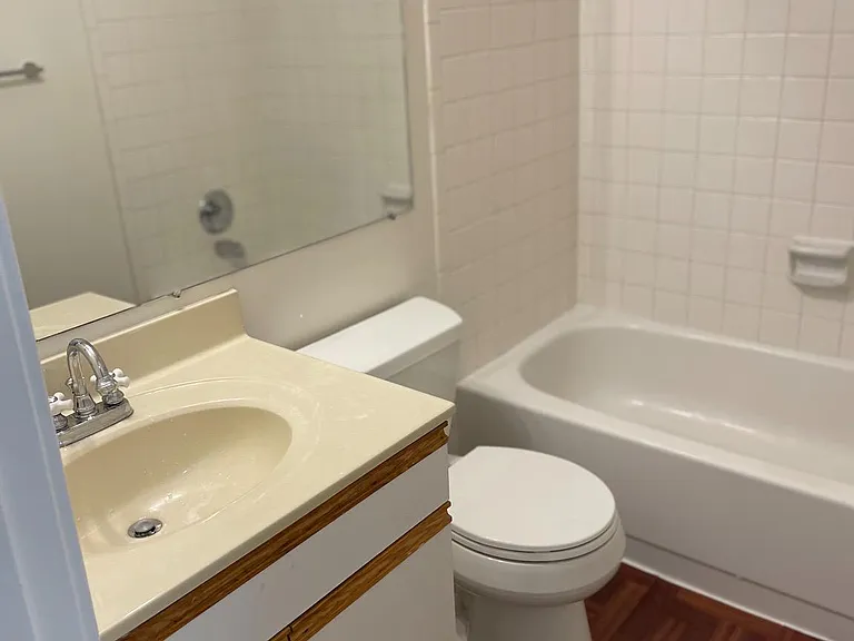 565 Florida Ave #203 — Photo 10