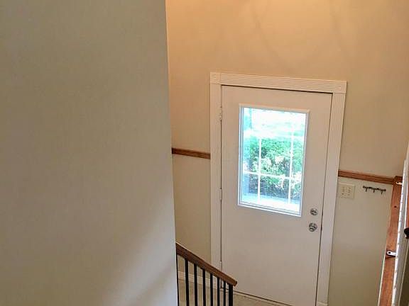 4th image of 4982 Silverton Dr