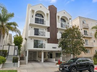 11907 Darlington Ave APT 101, Los Angeles, CA 90049