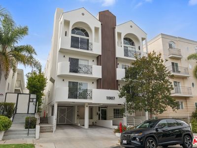 11907 Darlington Ave APT 101, Los Angeles, CA, 90049