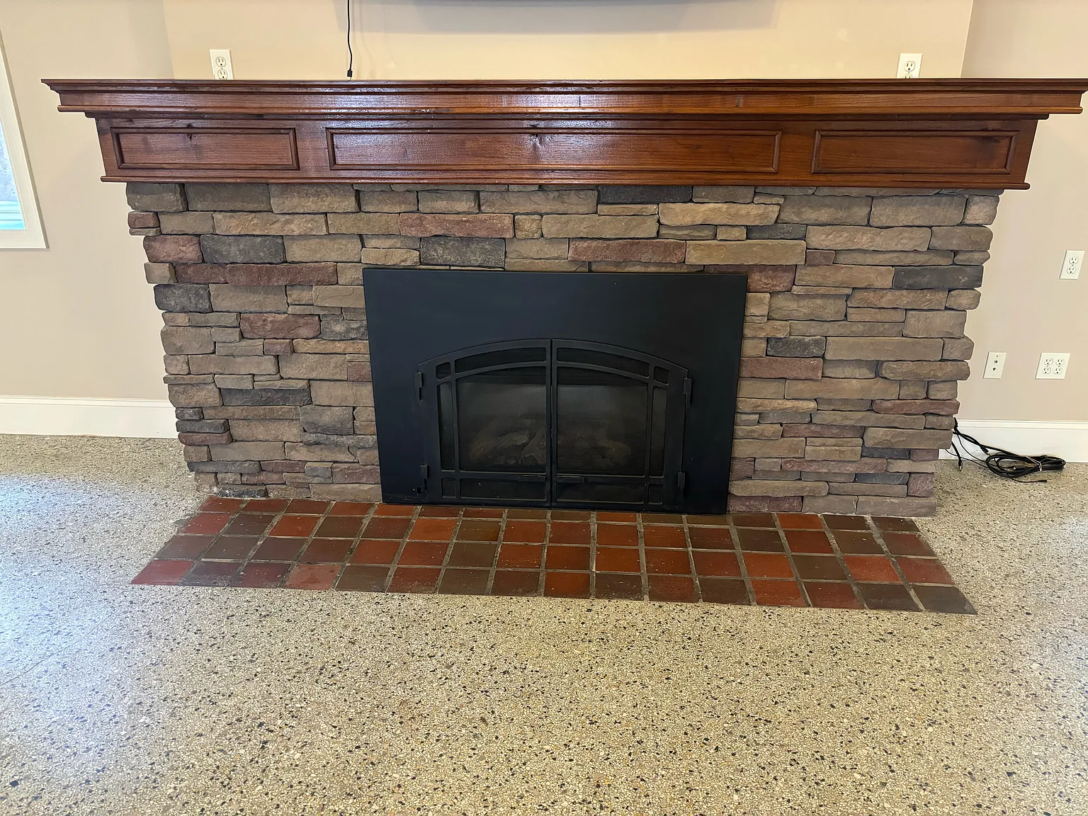 2 bed, 1200 sqft, $2,175 — Photo 3