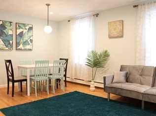 12 Regent St #3, Cambridge, MA 02140