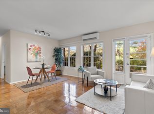 3721 Gunston Rd, Alexandria, VA 22302