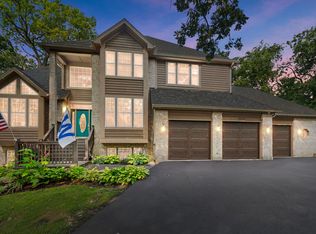 3214 Chelmsford Dr, Spring Grove, IL 60081