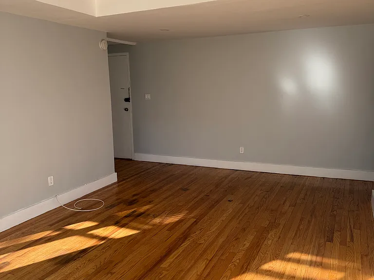 516 S Cherry St — Photo 22