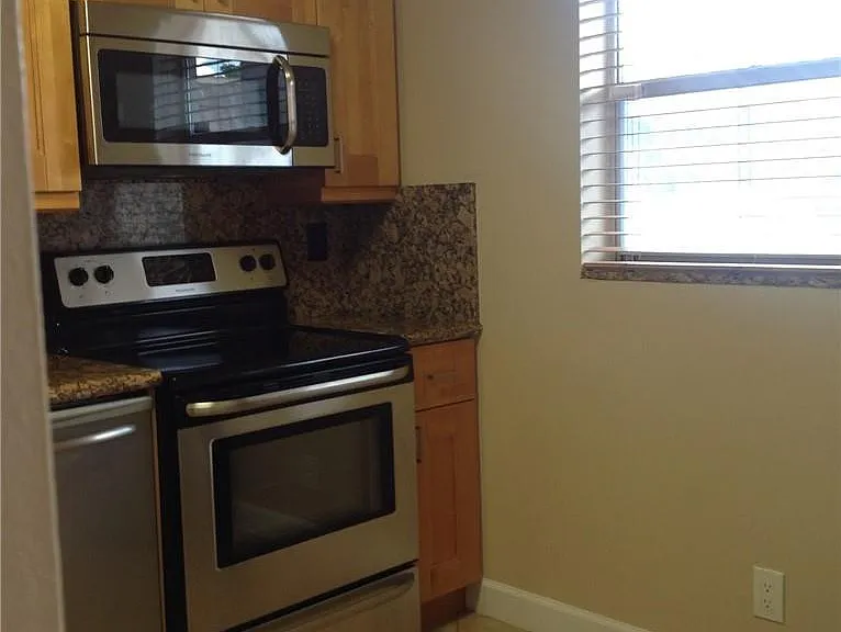 3550 NW 104th Ave #5 — Photo 7