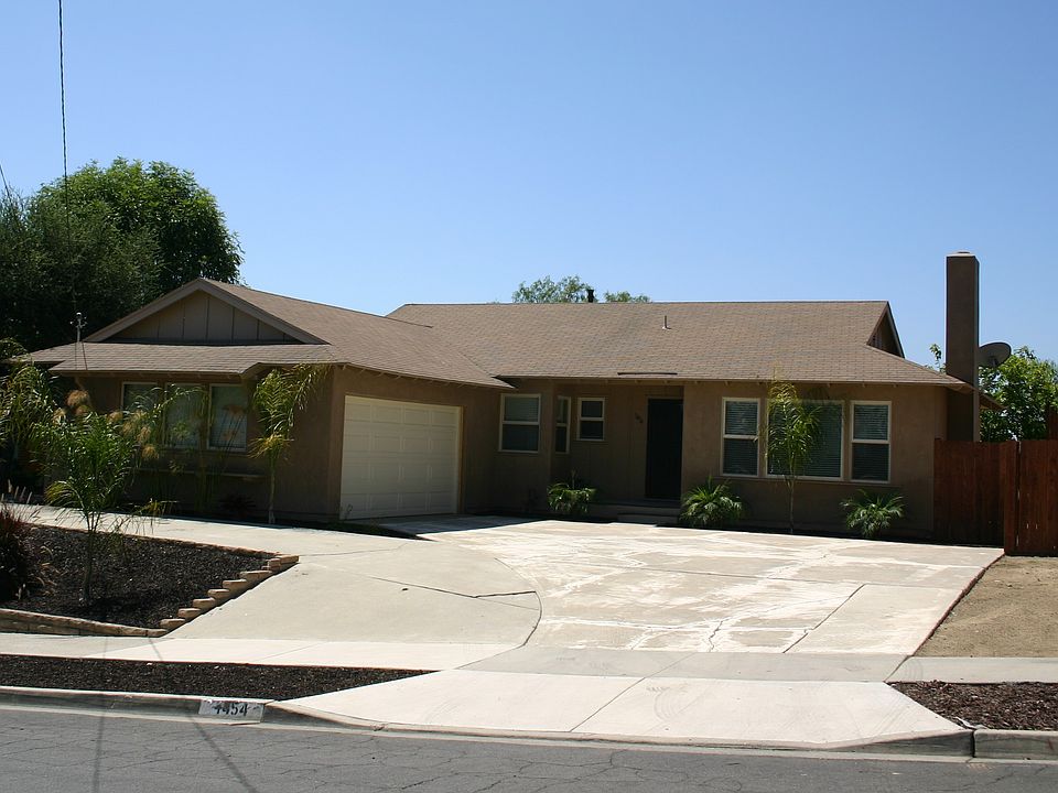 1st image of 1454 Moon Rd
