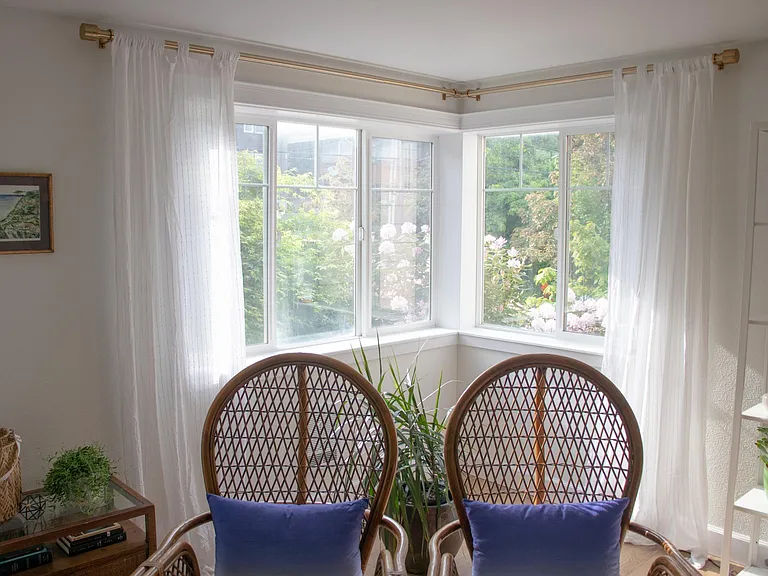 2200 Thorndyke Ave W #208 — Photo 6