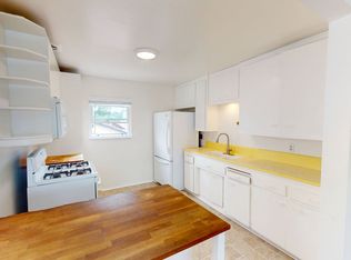 855 C Ave APT 3, Coronado, CA 92118