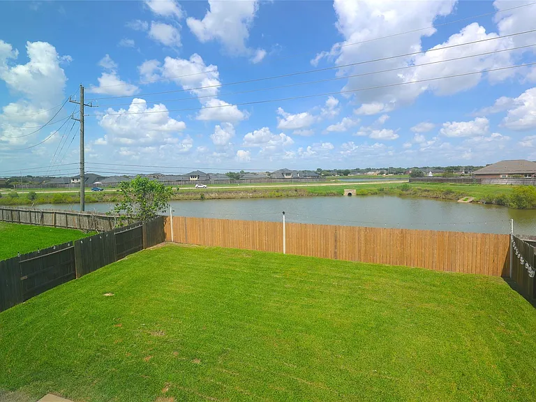 3203 Becker Glen St — Photo 26
