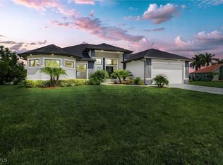 3605 SW 17th Pl, Cape Coral, FL 33914