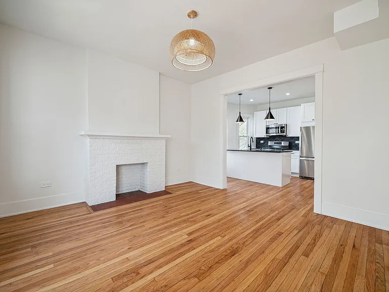 1928 Harrison St #1 — Photo 4