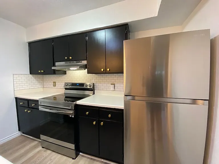 1011 Ennis Joslin Rd #222 — Photo 5