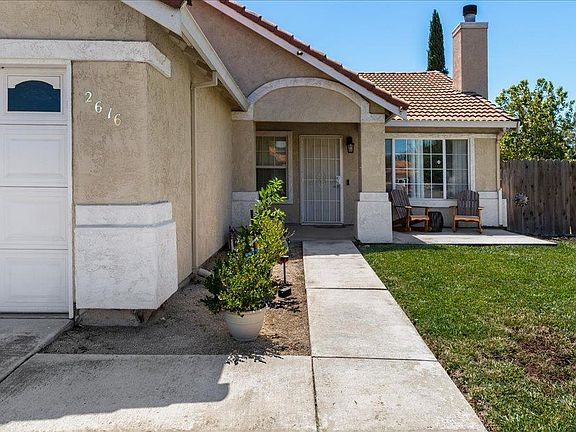 5th image of 2616 Nemaha Way