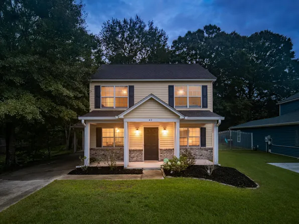 42 Woodleaf Ct, Charleston, SC 29407