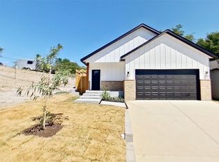 2908 Lee Ave, Fort Worth, TX 76106