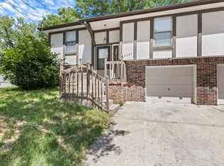5429 Ditzler Ave, Raytown, MO 64133