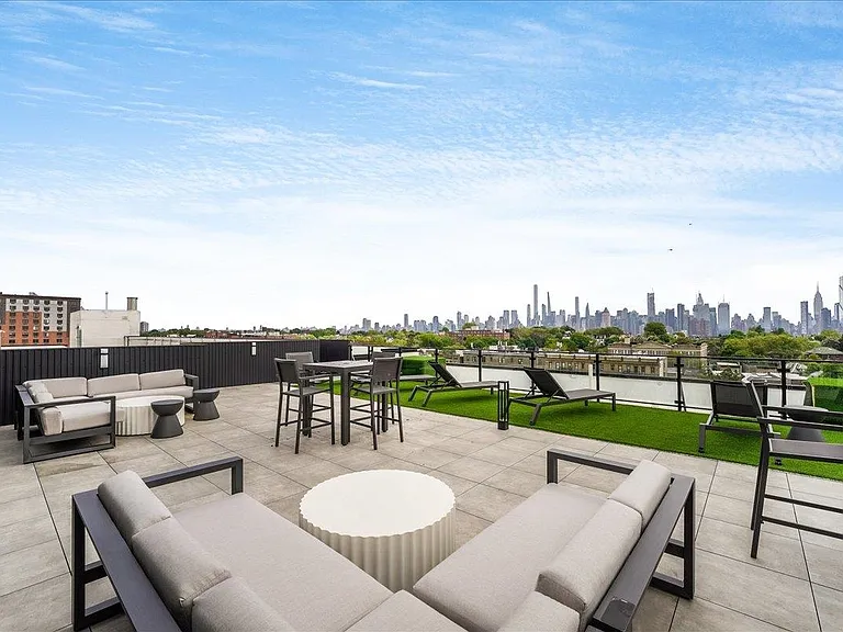 660 Grand St #310 — Photo 29