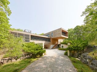 137 Great Hill Rd, Southampton, NY 11968