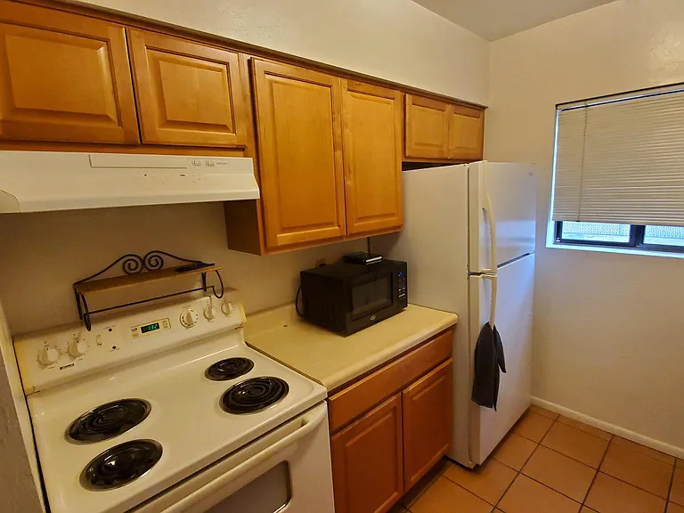 2506 N Park Ave #2506 — Photo 2