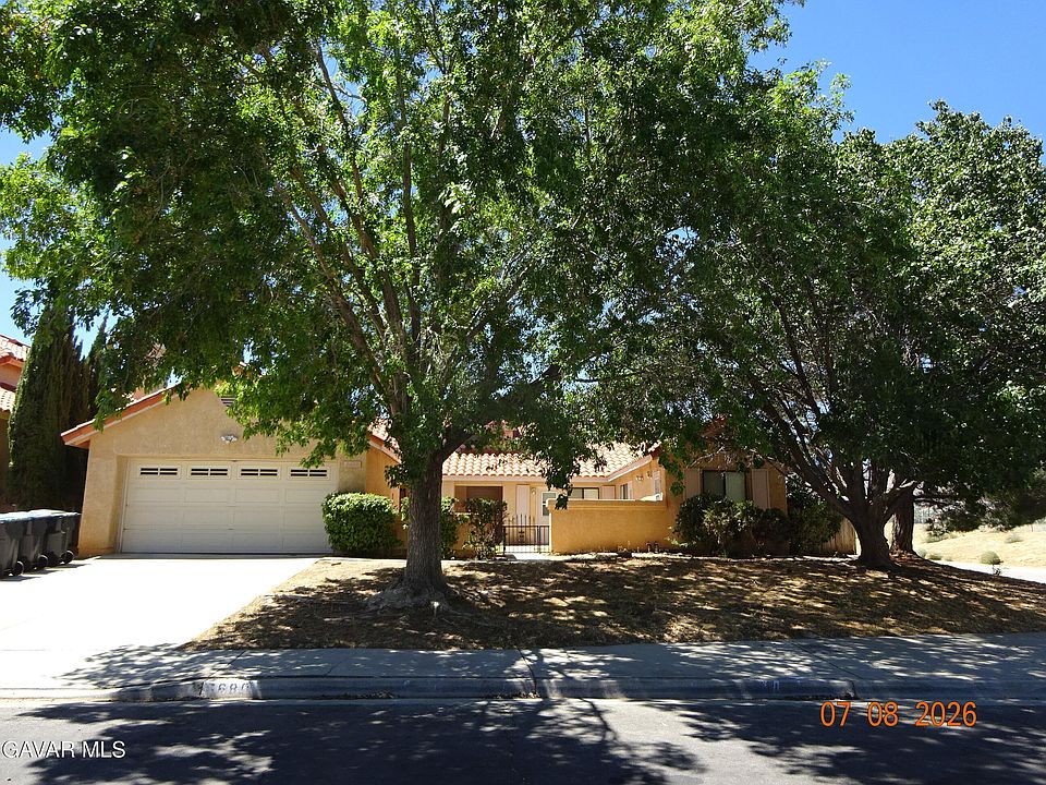 1st image of 5680 W Avenue L2