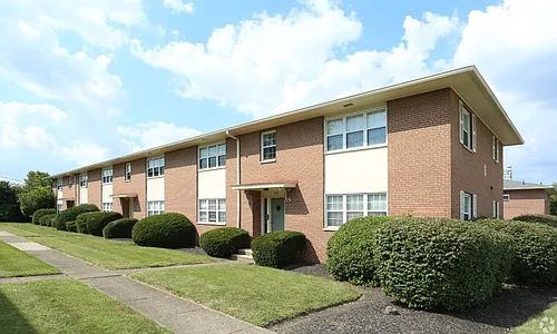 Kenny Road Apartments Photo 1