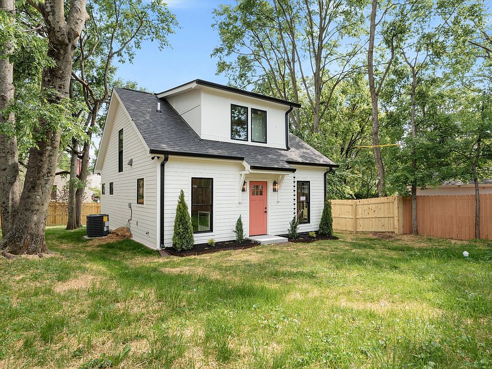 1st image of 804B Shelby Ave