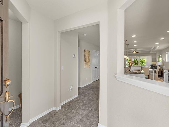 5th image of 330 Ranch House Ln