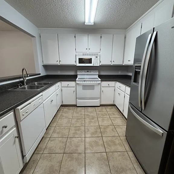 137 Winterberry Way — Photo 8