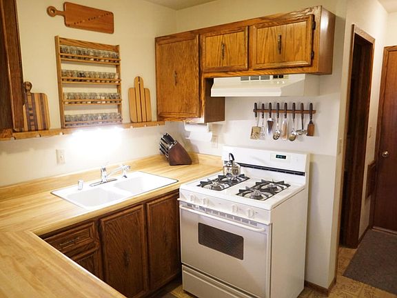 4th image of 7397 S Delaine Dr #32