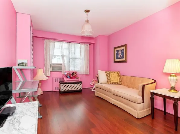 2475 West 16th Street image 10 of 14