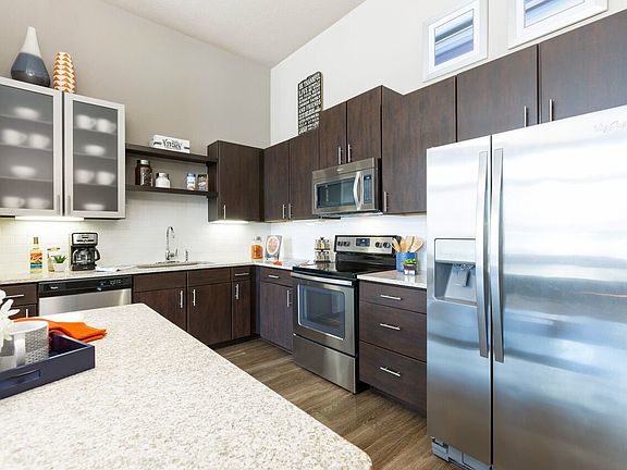 2nd image of 188 E Crystal Lake Ave #252