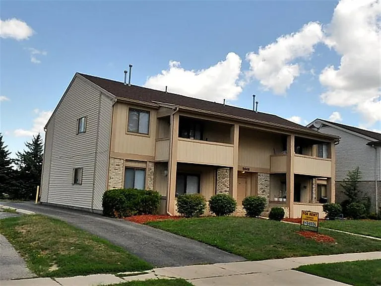 5648 Ryewyck Dr #1 — Photo 1