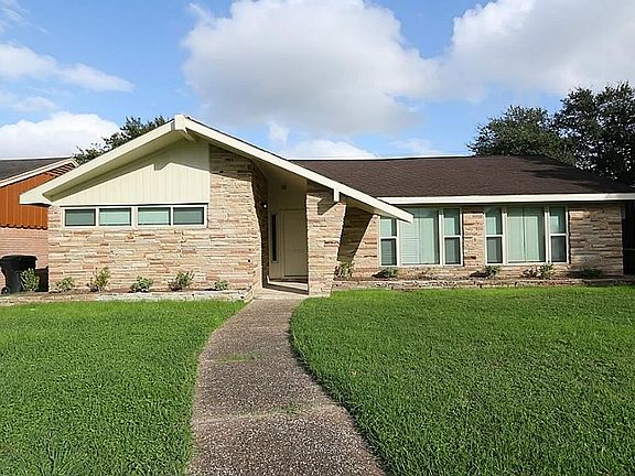 2nd image of 9207 Fordshire Dr