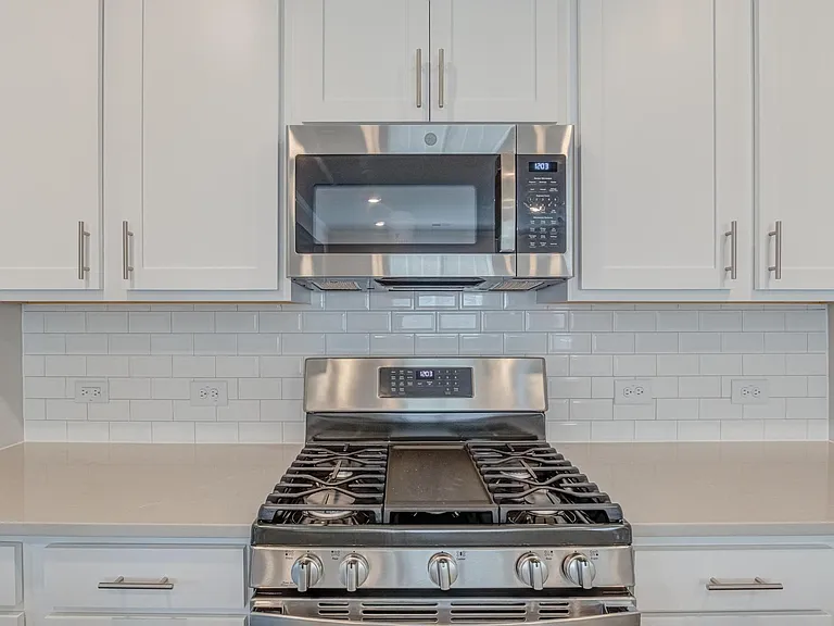 1221 Pate Farm Ln — Photo 11