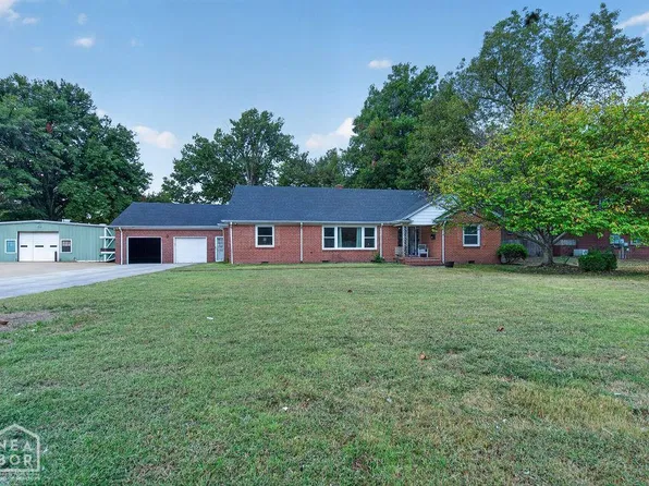 1107 N 6th St, Blytheville, AR 72315