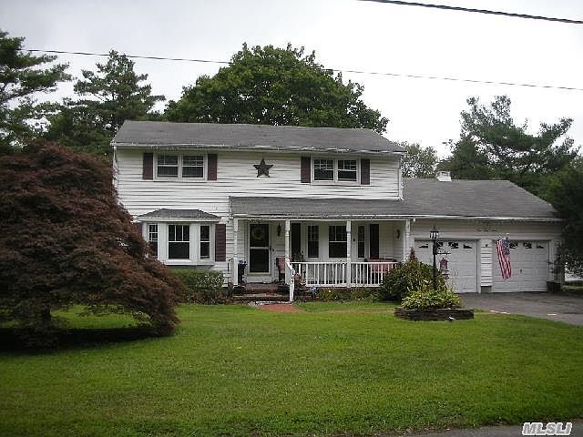 1st image of 167 Swan Lake Dr