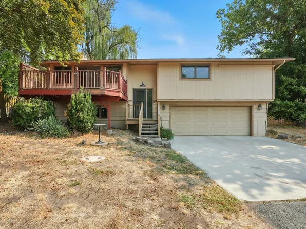 11011 S Sunnyslope Rd, Medical Lake, WA 99022