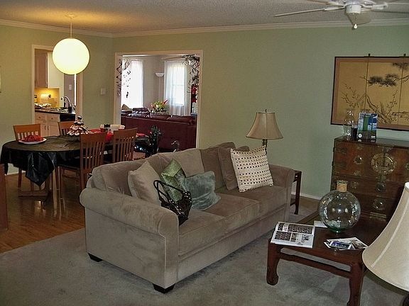 2nd image of 3035 Old Orchard Ln