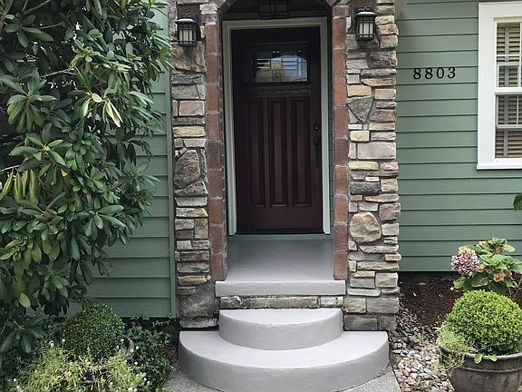4th image of 8803 SE 42nd Ave