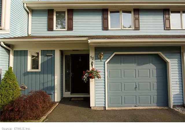 1st image of 58 Copper Beech Dr
