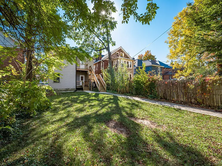 1504 Bryden Rd — Photo 31