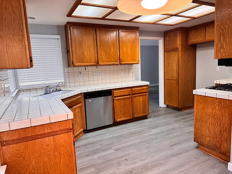 180 Cedar Mountain Dr — Photo 7